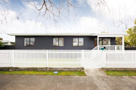 Photo of property in 57a Benmore Avenue, Cloverlea, Palmerston North, 4412