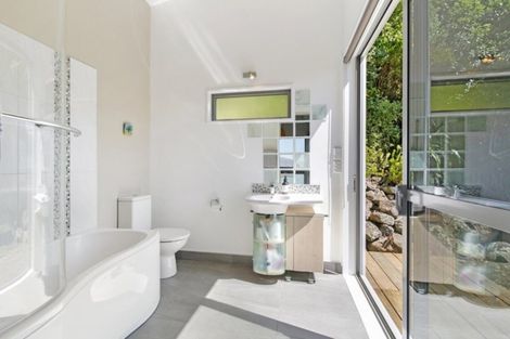 Photo of property in 32 The Terrace, Governors Bay, Lyttelton, 8971