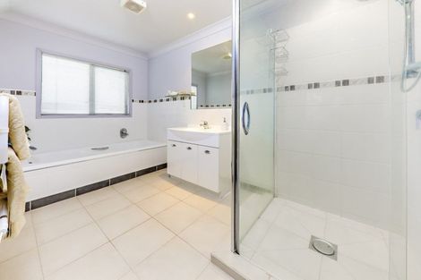 Photo of property in 12 Beirut Court, The Gardens, Auckland, 2105