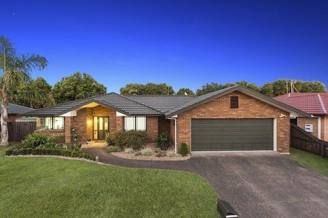 Photo of property in 64 Nielsen Gardens, Rototuna, Hamilton, 3210
