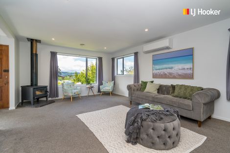 Photo of property in 40 Centennial Avenue, Helensburgh, Dunedin, 9010