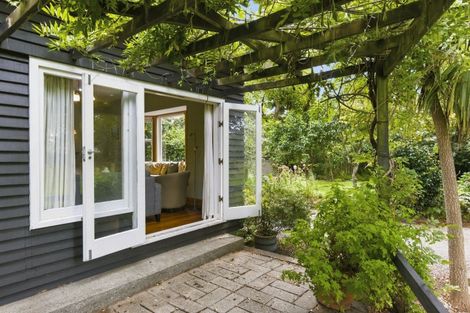 Photo of property in 3-5 Rewa Road, Raumati Beach, Paraparaumu, 5032