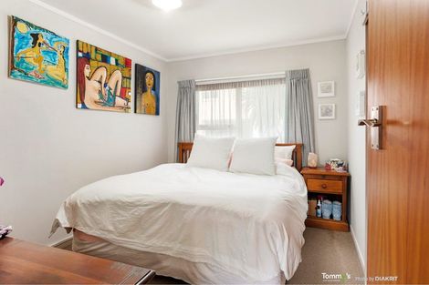 Photo of property in 10/154 Onepu Road, Lyall Bay, Wellington, 6022