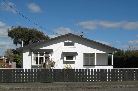 Photo of property in 23 Harris Street, Marton, 4710