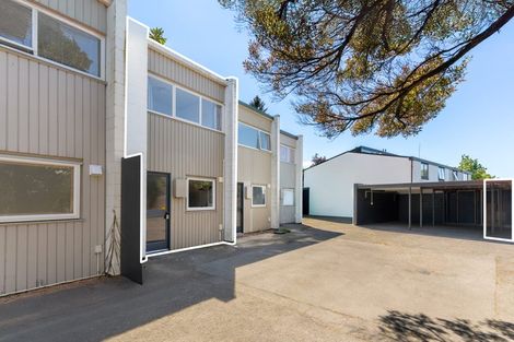 Photo of property in 2/140 Waimairi Road, Ilam, Christchurch, 8041