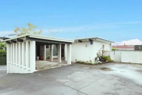 Photo of property in 11 Ganymede Place, Half Moon Bay, Auckland, 2012