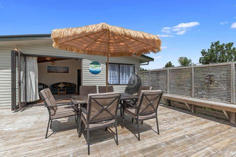 Photo of property in 125 Oakura Road, Oakura, Hikurangi, 0184