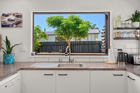 Photo of property in 6 Landscape Road, Coastlands, Whakatane, 3120