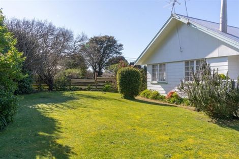 Photo of property in 8 Bell Street, Featherston, 5710