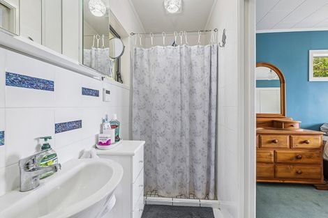 Photo of property in 3a Roys Road, Plimmerton, Porirua, 5026