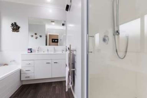 Photo of property in 1a Haggitt Street, Feilding, 4702