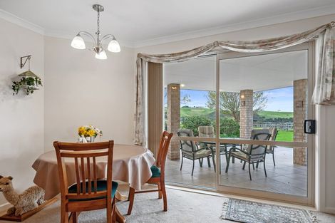 Photo of property in 68d Tuparekura Road, South Head, Helensville, 0874