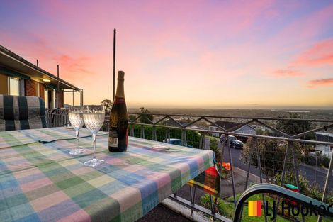 Photo of property in 7 Gibbs Crescent, Red Hill, Papakura, 2110