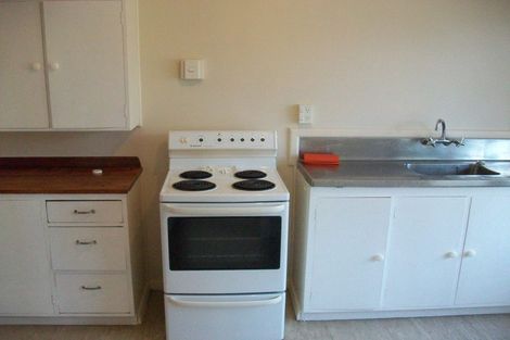 Photo of property in 14 Epsom Road, Sockburn, Christchurch, 8042