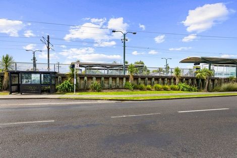 Photo of property in 14 Pooks Road, Ranui, Auckland, 0612