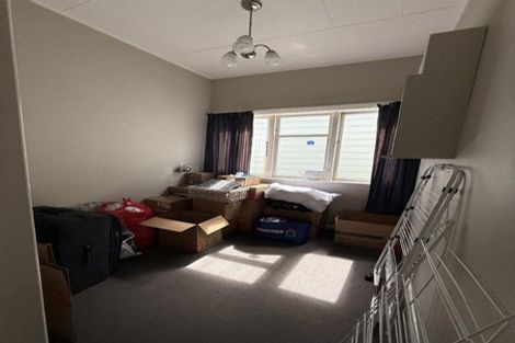 Photo of property in 4 Rixon Grove, Mount Victoria, Wellington, 6011