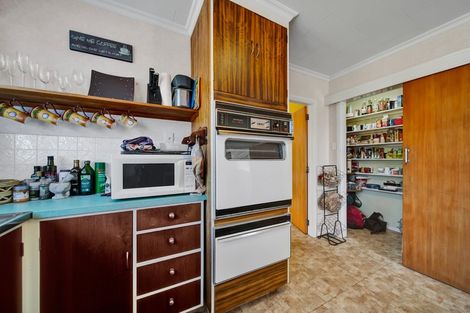 Photo of property in 9 Manawapou Road, Hawera, 4610