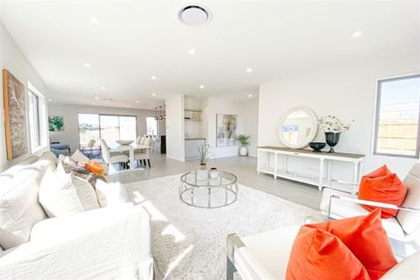 Photo of property in 155 Godfrey Drive, Orewa, 0931