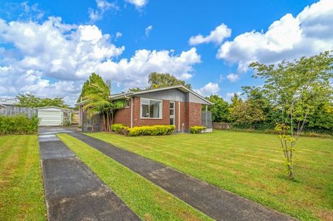 Photo of property in 19 Wikiriwhi Crescent, Awapuni, Palmerston North, 4412