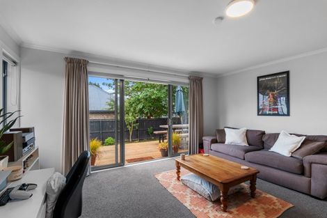 Photo of property in 1/55 Mcfaddens Road, St Albans, Christchurch, 8052