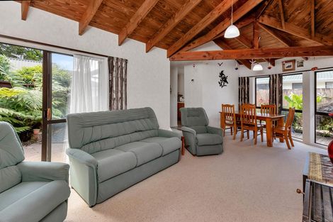 Photo of property in 2/115 Paramount Parade, Tikipunga, Whangarei, 0112