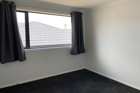 Photo of property in 3 Weka Close, Red Beach, 0932