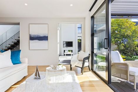 Photo of property in 1/74 Winchester Street, Merivale, Christchurch, 8014