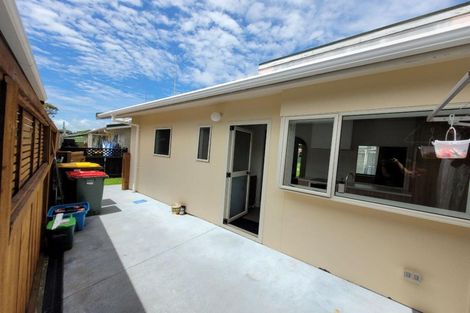 Photo of property in 30a Sackville Street, Fitzroy, New Plymouth, 4312
