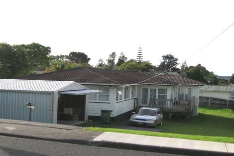 Photo of property in 92 Wharf Road, Te Atatu Peninsula, Auckland, 0610