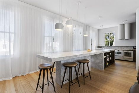 Photo of property in 28 St Marys Road, Saint Marys Bay, Auckland, 1011