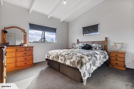 Photo of property in 63 Simpson Road, Ranui, Auckland, 0612