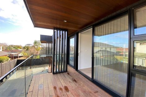 Photo of property in 40b Reeves Road, Pakuranga, Auckland, 2010