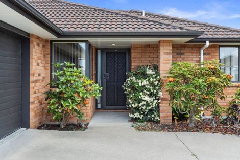 Photo of property in 80 Carrington Drive, Papamoa Beach, Papamoa, 3118