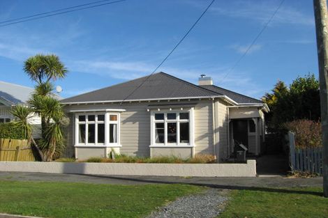 Photo of property in 8 Alma Street, Saint Kilda, Dunedin, 9012