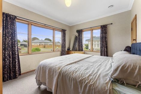 Photo of property in 16 Dudley Street, Levin, 5510