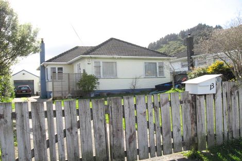 Photo of property in 13 Wright Street, Wainuiomata, Lower Hutt, 5014