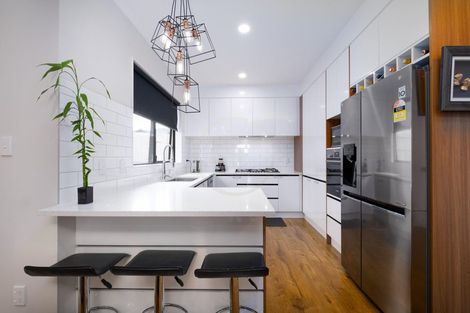 Photo of property in 15 Huahua Crescent, Papakura, 2110