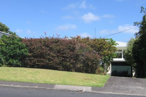Photo of property in 2/18 James Street, Bayview, Auckland, 0629