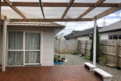 Photo of property in 13 Takahe Avenue, Takanini, 2112
