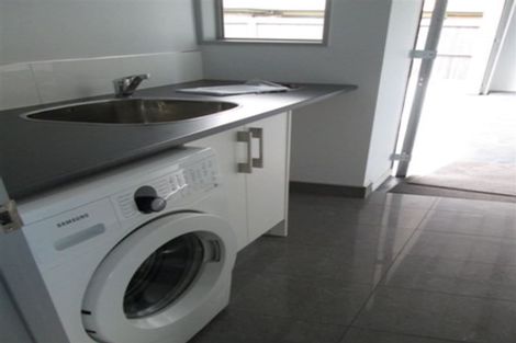 Photo of property in 10a Henley Close, Rolleston, 7614