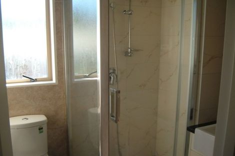 Photo of property in 17a Tomo Street, New Lynn, Auckland, 0600