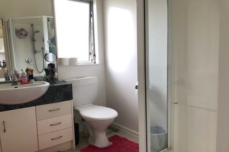 Photo of property in 23 Ian Marwick Place, Birkenhead, Auckland, 0626