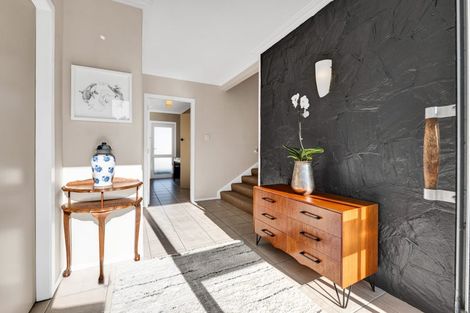 Photo of property in 17 Dives Avenue, Hawera, 4610