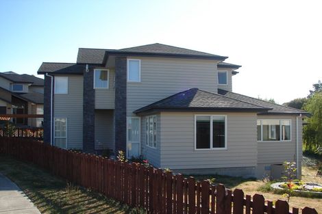 Photo of property in 9 Keating Rise, Northcross, Auckland, 0632