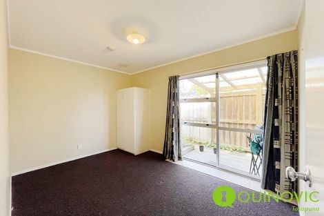 Photo of property in 2/23 Luckens Road, West Harbour, Auckland, 0618