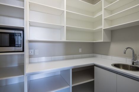 Photo of property in 17 Amokura Crescent, Flagstaff, Hamilton, 3210