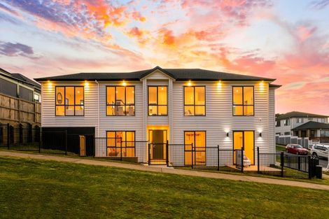 Photo of property in 2 Piki Street, Flat Bush, Auckland, 2019