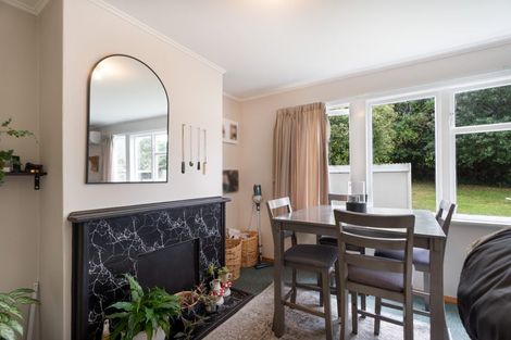 Photo of property in 24 Derby Place, Cannons Creek, Porirua, 5024