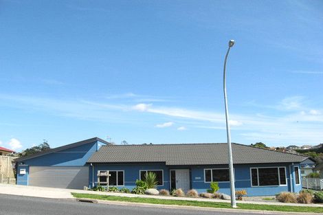 Photo of property in 205 Heta Road, Merrilands, New Plymouth, 4312