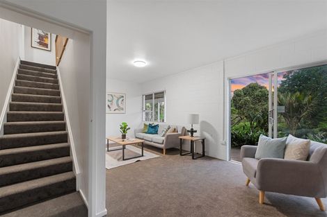 Photo of property in 13 Sandford Street, Campbells Bay, Auckland, 0630